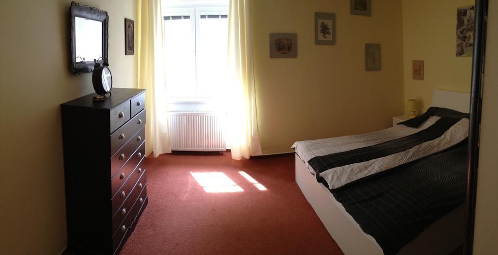 קרלובי וארי Apartments Vera חדר תמונה