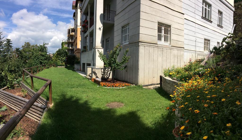 קרלובי וארי Apartments Vera מראה חיצוני תמונה